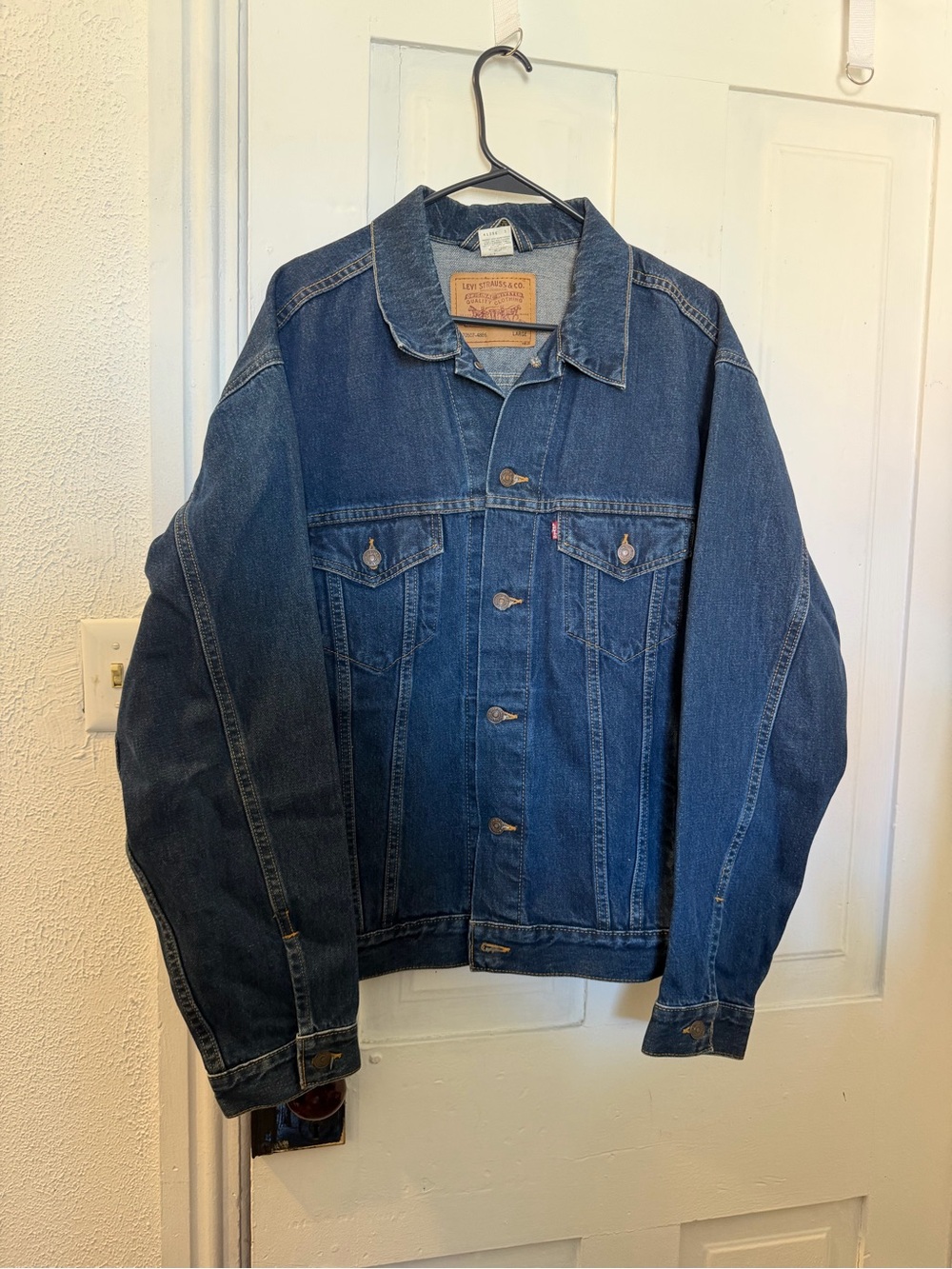 Levi's Men's Denim Jacket in Dark Blue